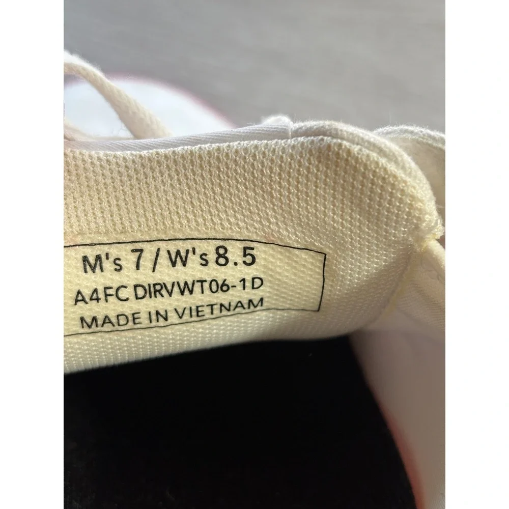 Kizik Irvine Hands-Free Slip On Sneakers White‎ Pink Canvas Womens 8.5 Mens 7